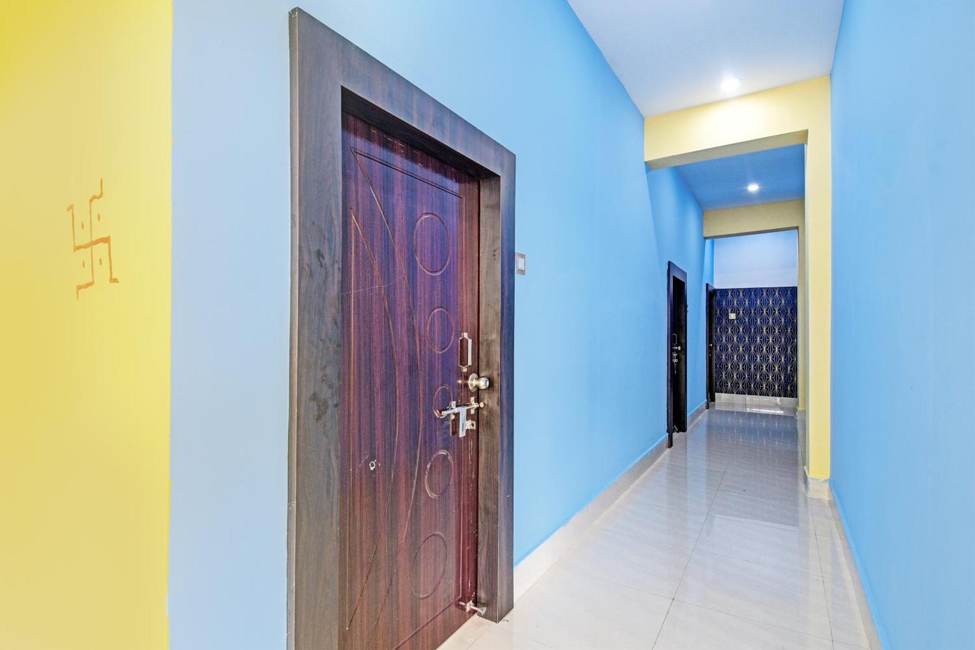 Oyo Flagship Pratikshya Guest House Baripada Exteriör bild