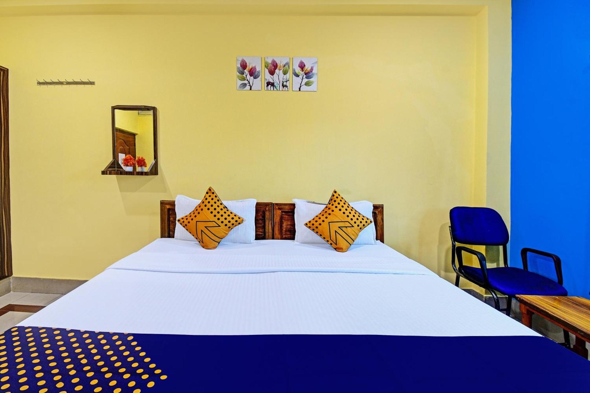 Oyo Flagship Pratikshya Guest House Baripada Exteriör bild