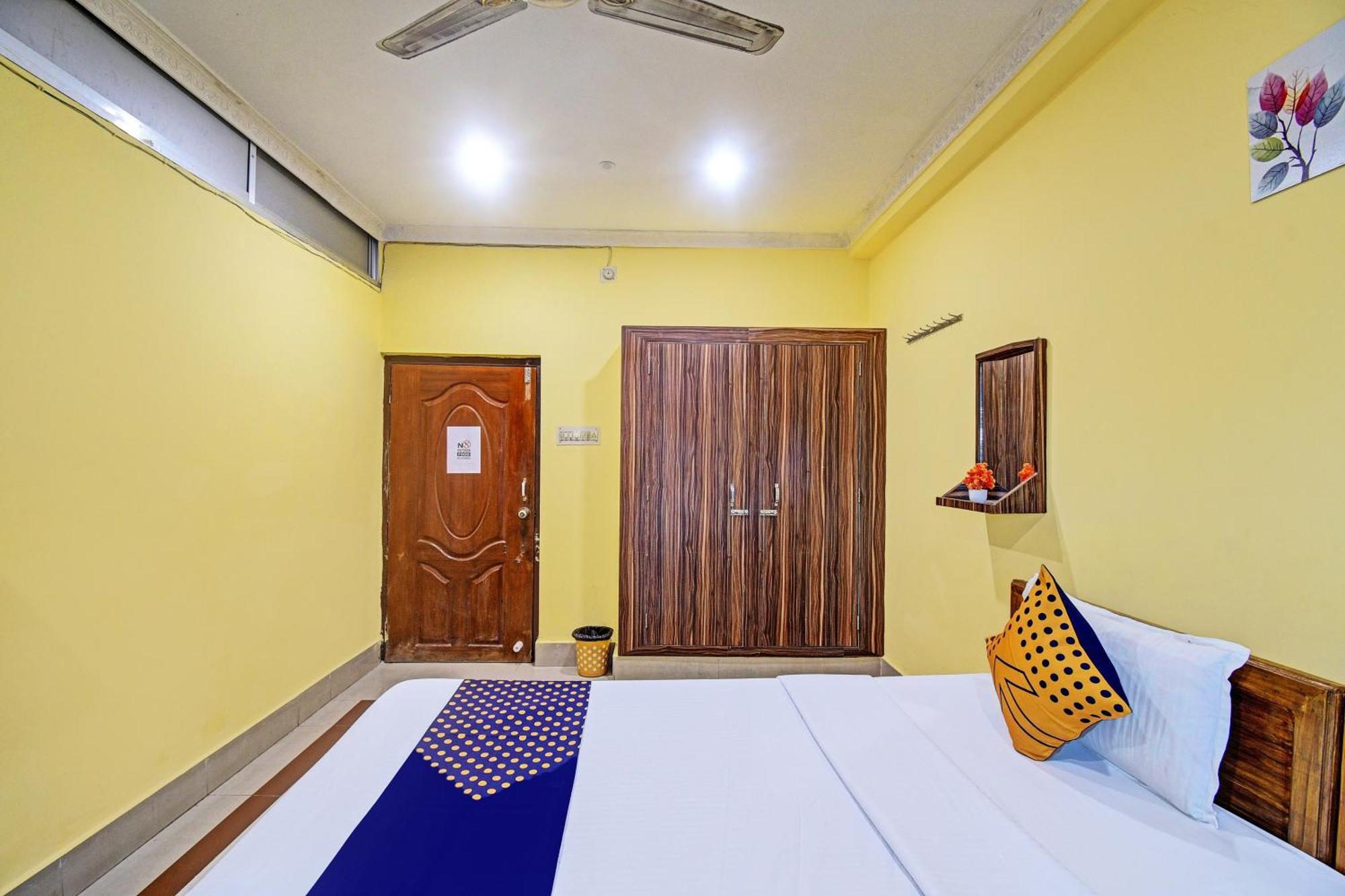 Oyo Flagship Pratikshya Guest House Baripada Exteriör bild