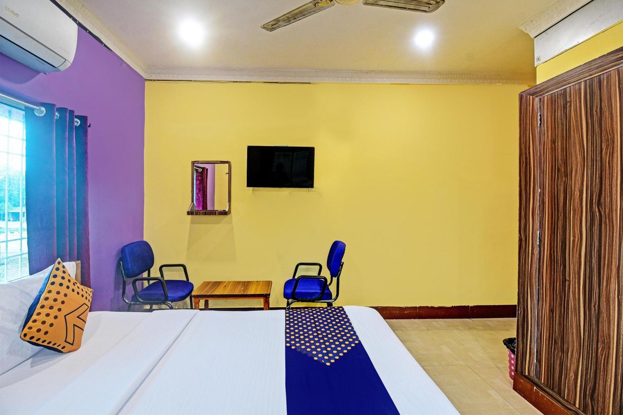 Oyo Flagship Pratikshya Guest House Baripada Exteriör bild